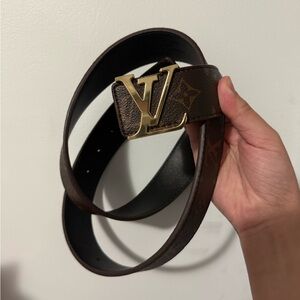 Initiales monogram belt